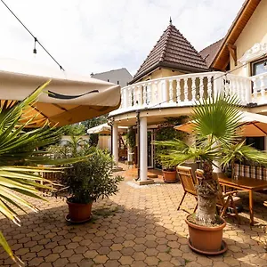 palazzo.szeged-hotels.com/