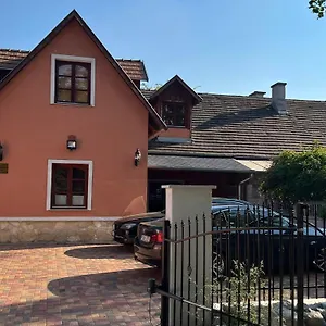  Hostel Bianka & Car Rent